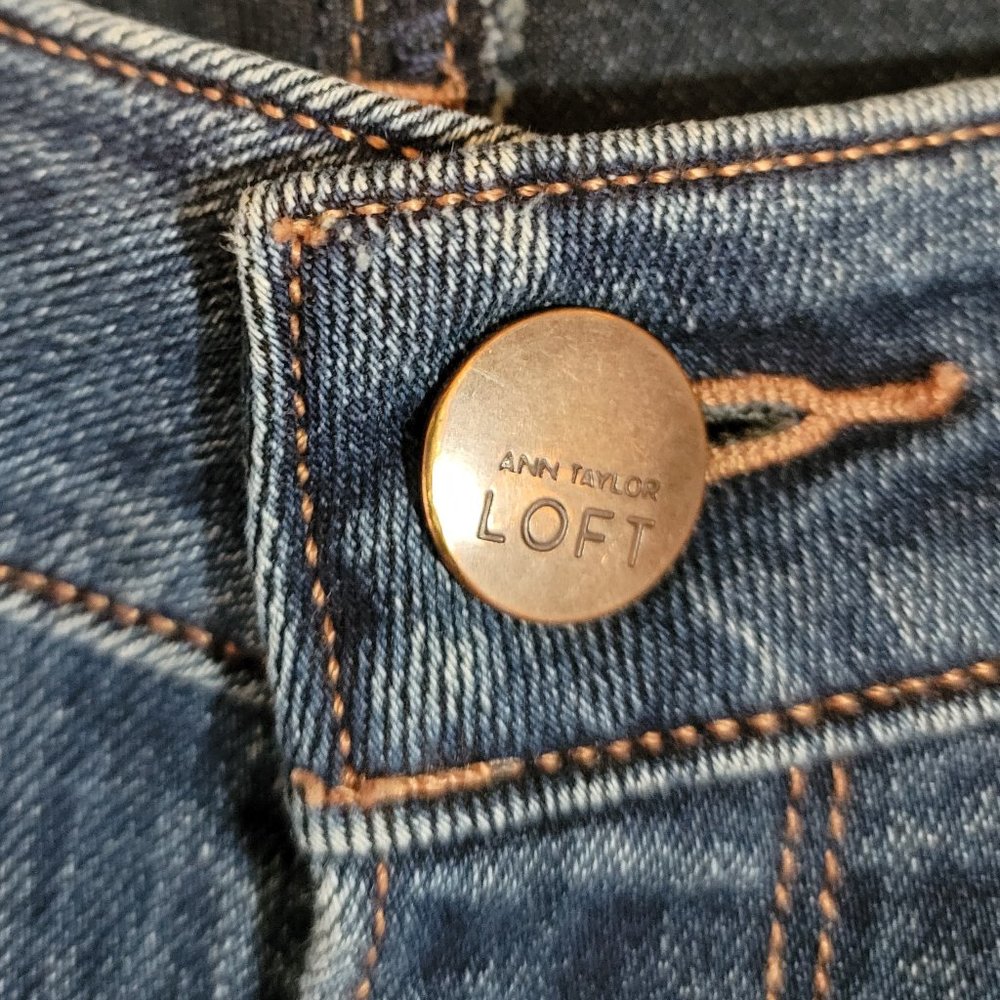Ann Taylor LOFT Women's Jeans Size 6 Blue Denim Zipper Bottoms NO SIZE TAG